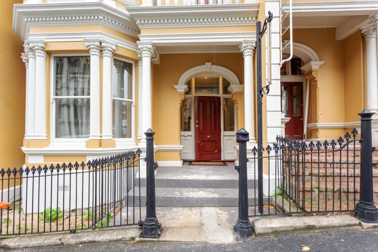 Character On Stuart St Villa Dunedin Exterior photo